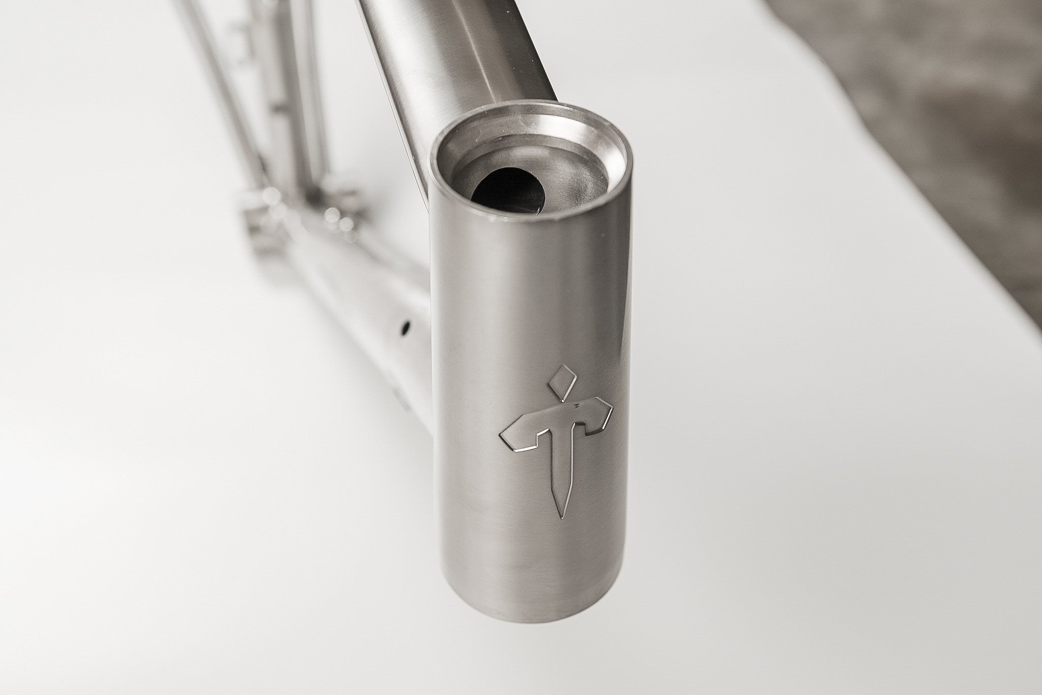 R3x Frame
