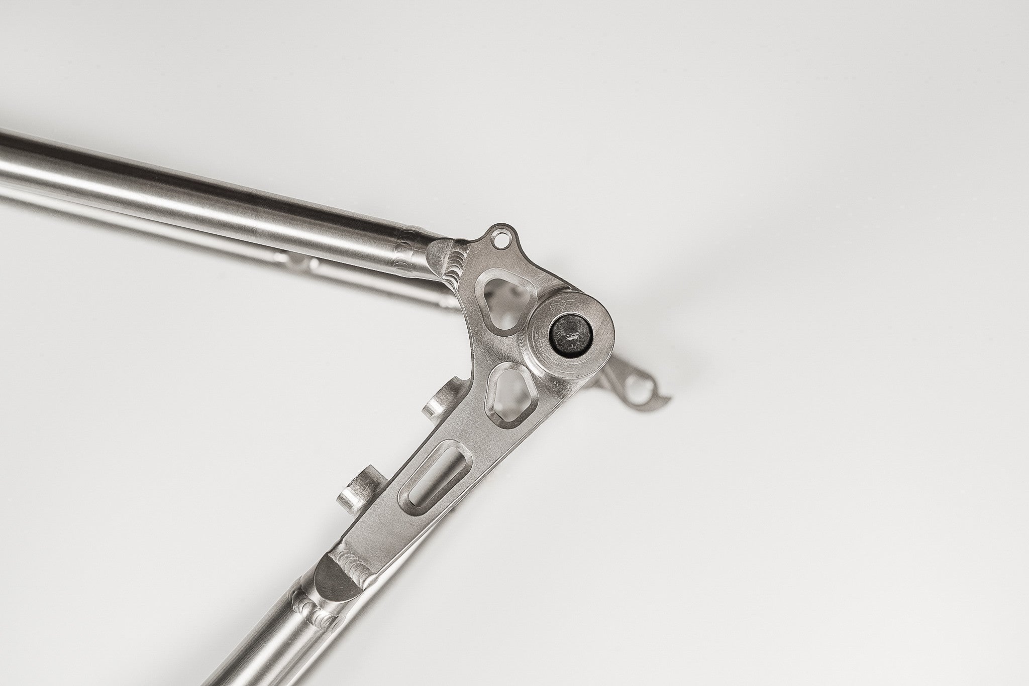 R3x Frame