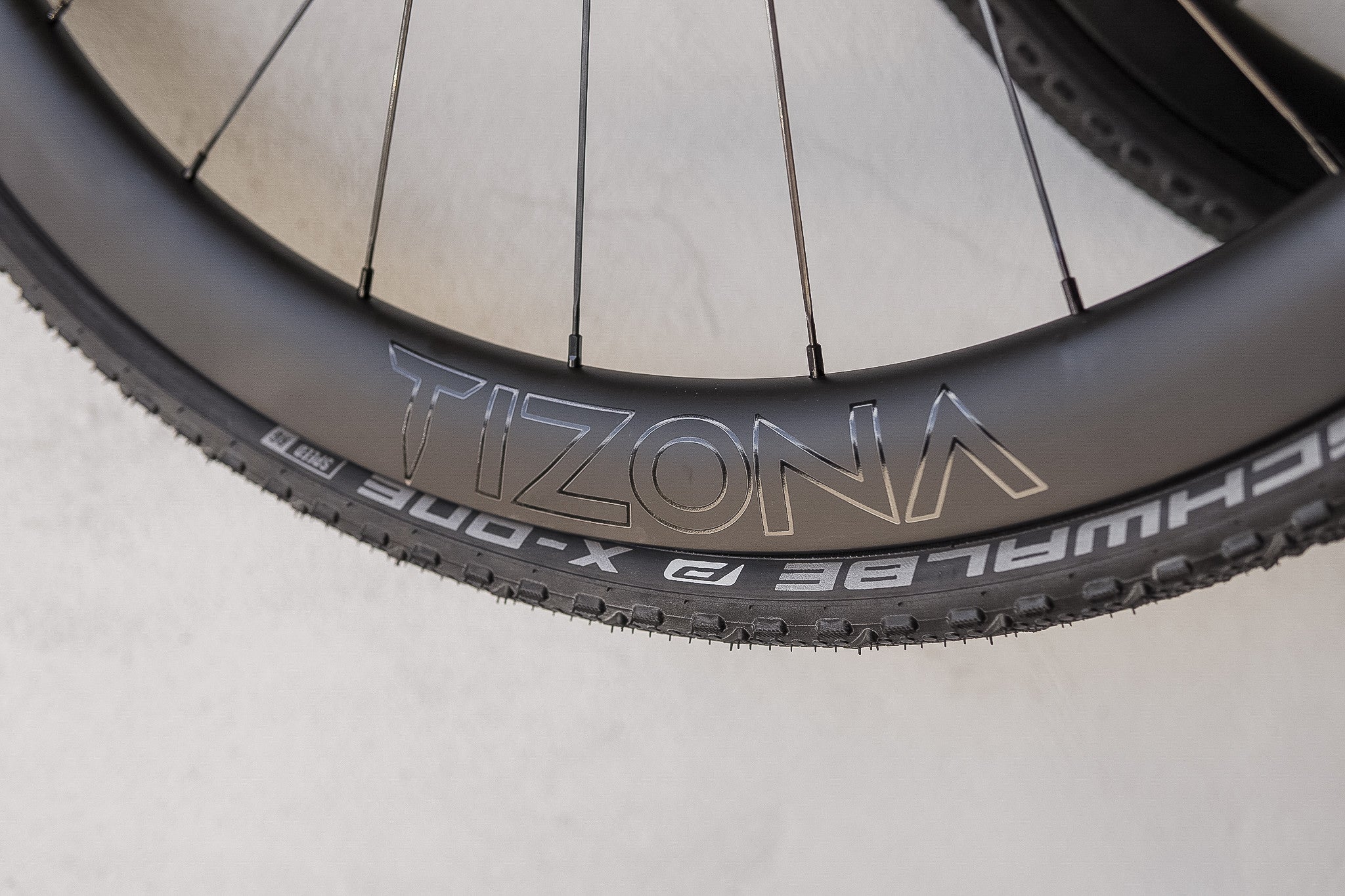 Tizona Component Carbon Wheels