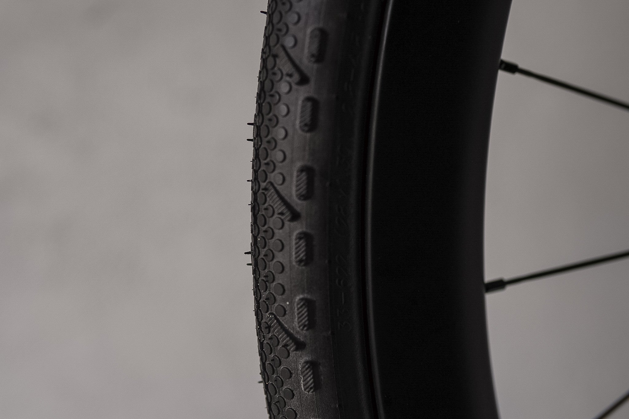 Tizona Component Carbon Wheels